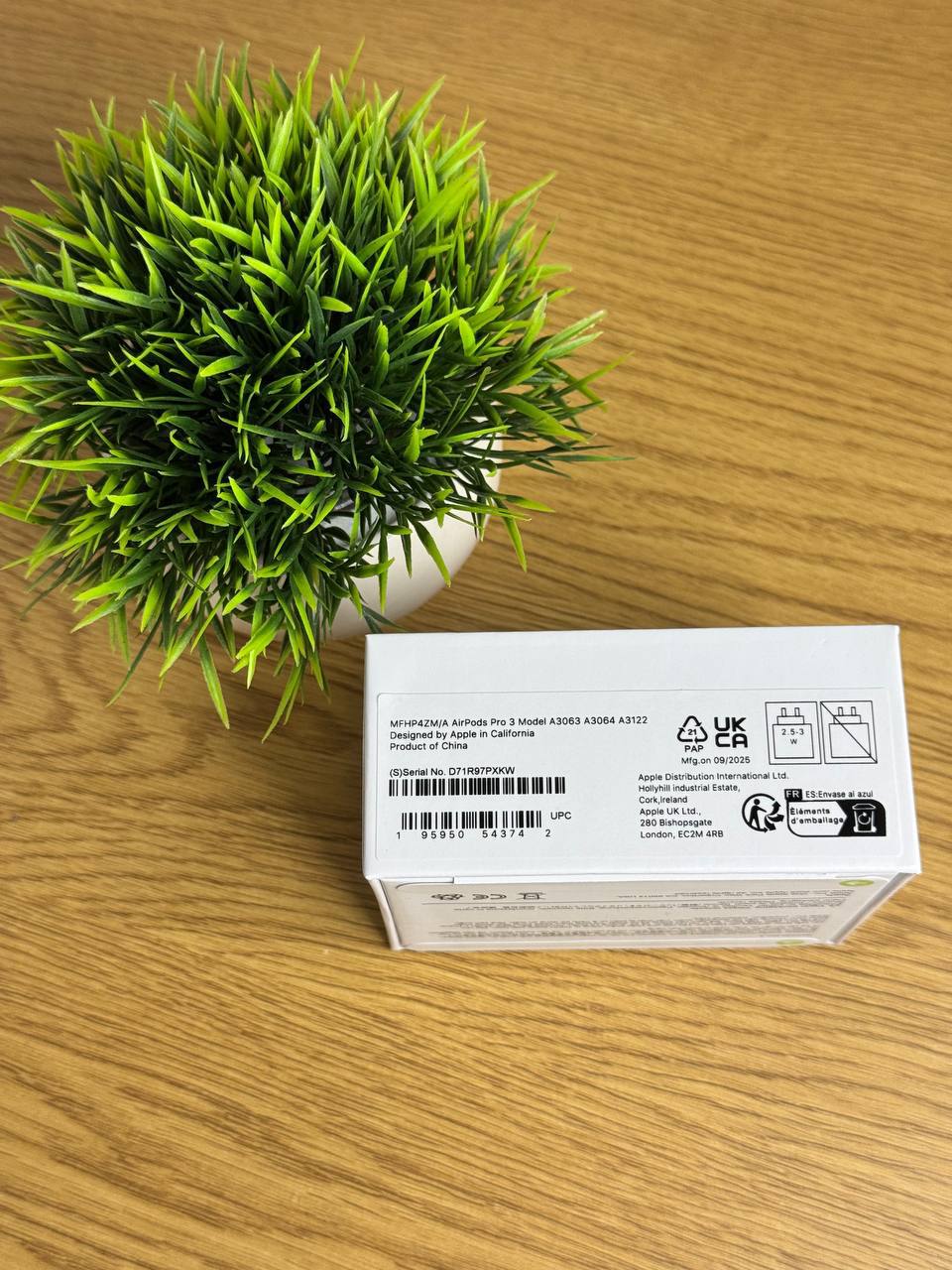 AirPods Pro 3 — Premium Edition